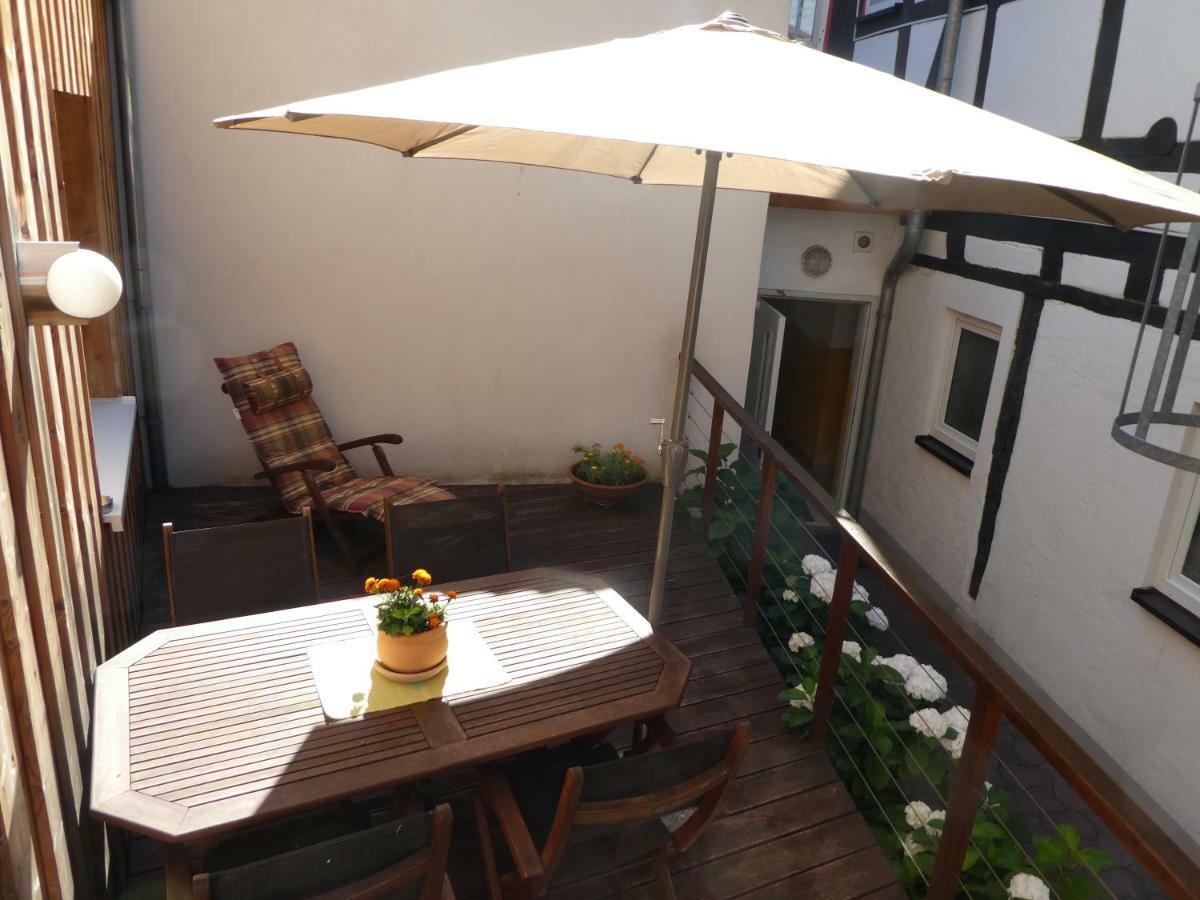 Ferienwohnung Janus Altstadt-Hameln Haus 2 Inklusive Parkplatz - Mit Und Ohne Terrasse Oder Loggia Hamelin Kültér fotó